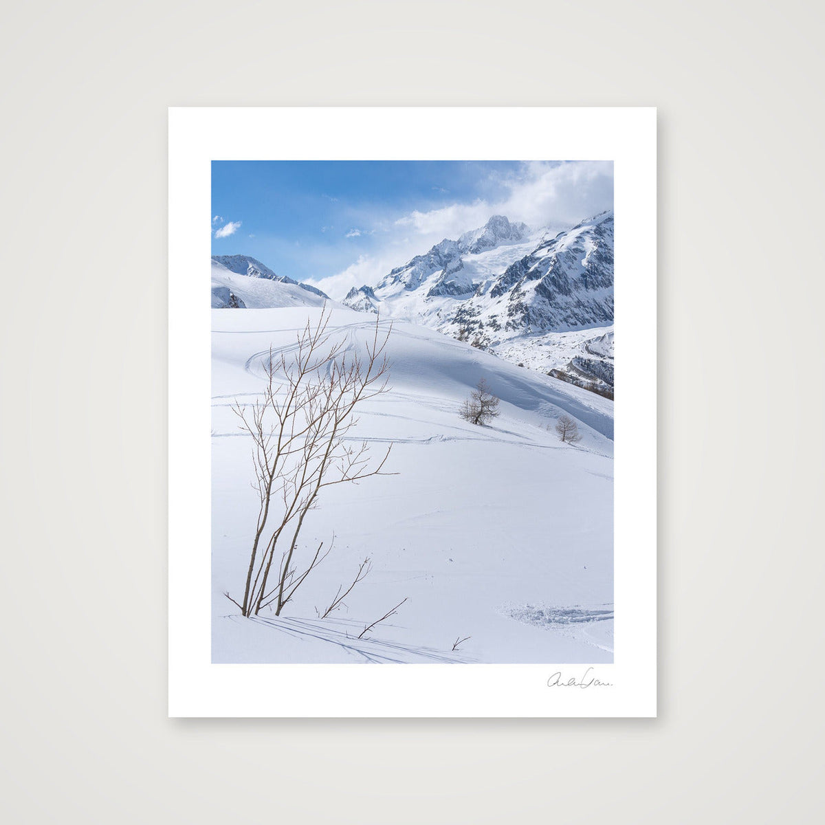 Pristine snow on the mountains, Courmayeur