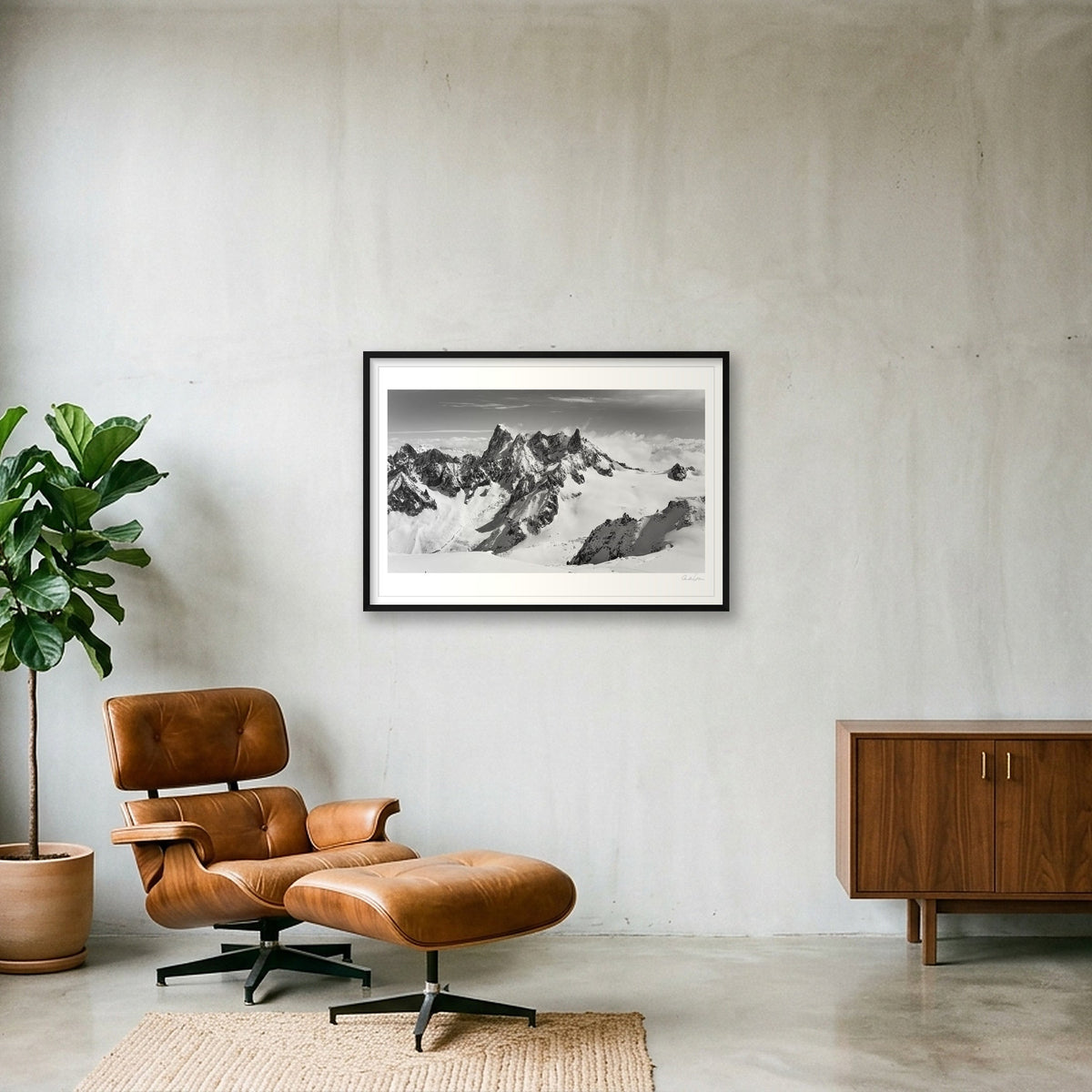 Les Grandes Jorasses, Chamonix Mont Blanc — 100×70cm Black Frame
